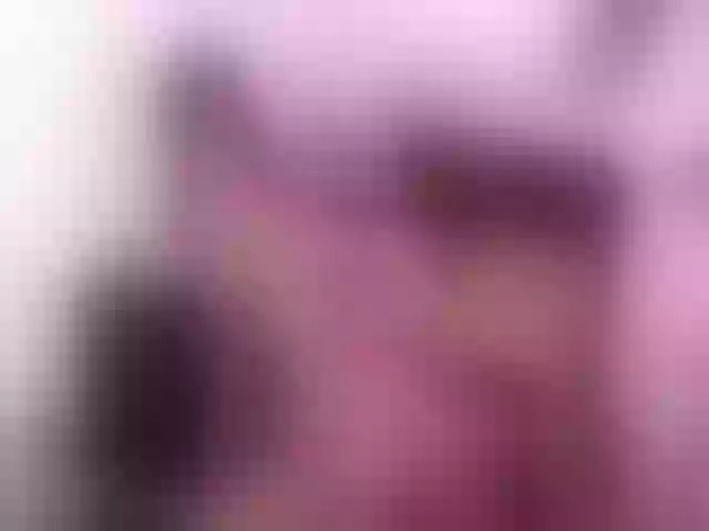 Live sex webcam photo for sharlottt_20 #273464553