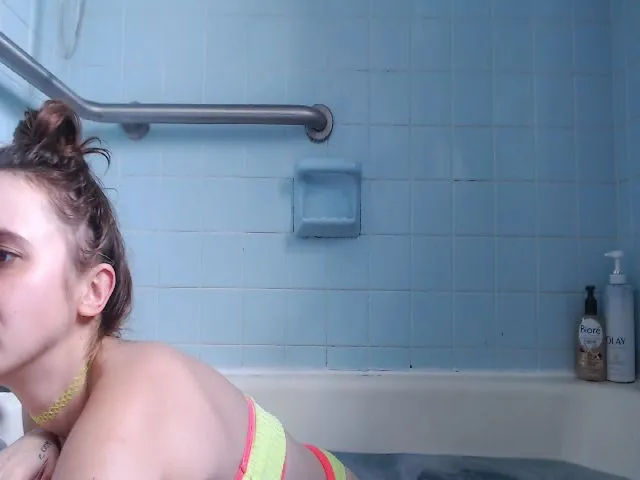 Live sex webcam photo for sickgrrl #271860865