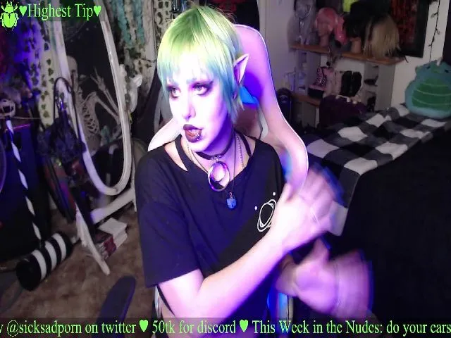 Live sex webcam photo for sicksadporn #271879528