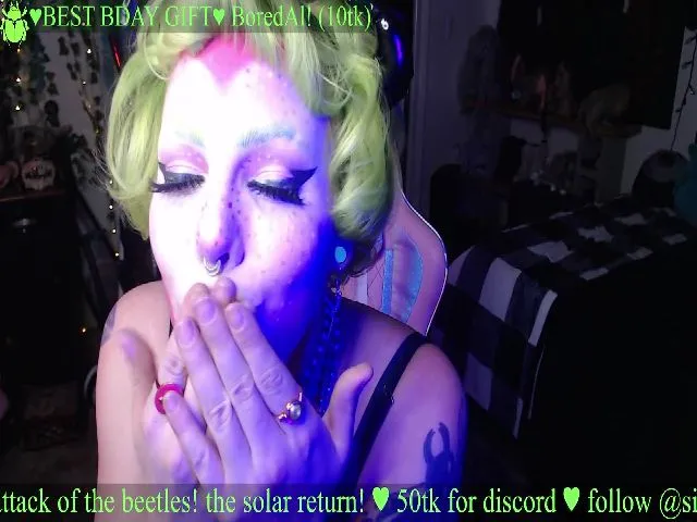 Live sex webcam photo for sicksadporn #272925413