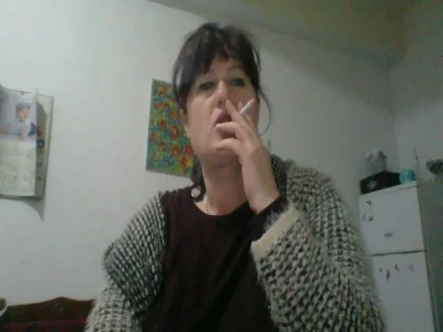 Live sex webcam photo for sloppymilf #271717403