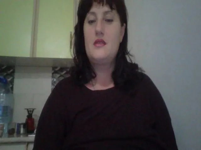 Live sex webcam photo for sloppymilf #271930557