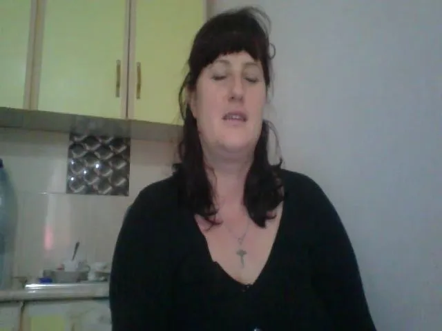 Live sex webcam photo for sloppymilf #271952715