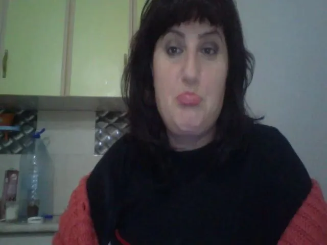 Live sex webcam photo for sloppymilf #271964590