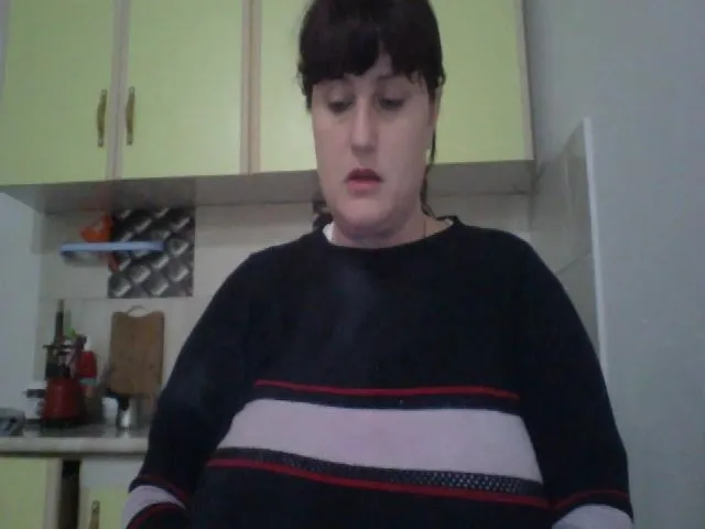 Live sex webcam photo for sloppymilf #272173324