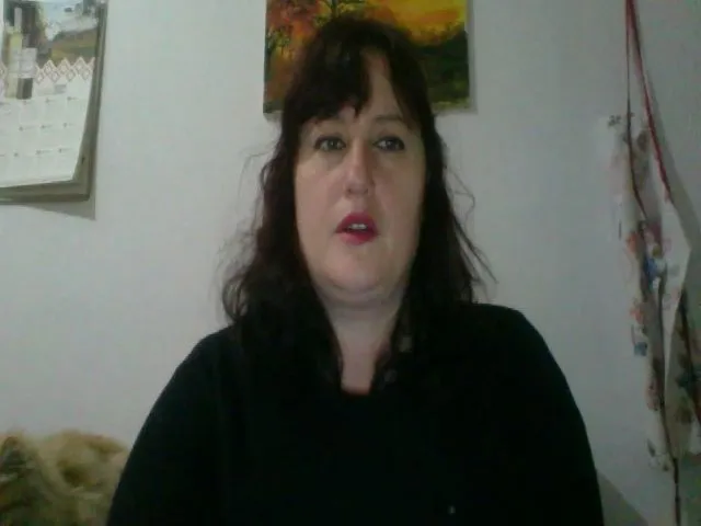 Live sex webcam photo for sloppymilf #272616986