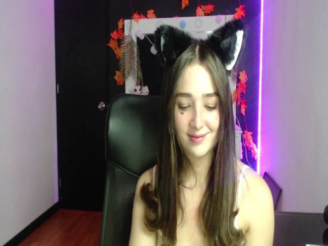 Live sex webcam photo for sofi_garcia_ #272142136