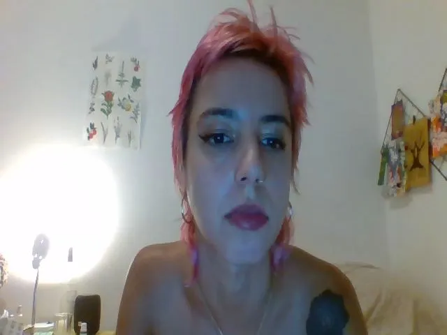 Live sex webcam photo for sofiamentti #272090847