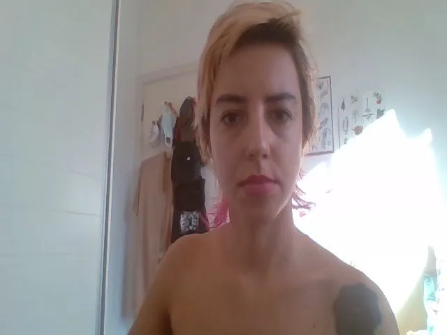 Live sex webcam photo for sofiamentti #272832617