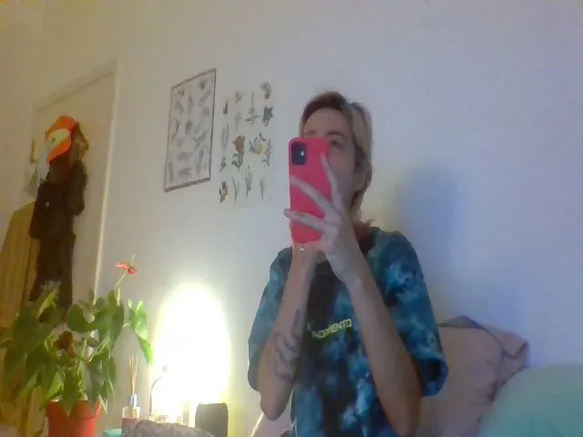 Live sex webcam photo for sofiamentti #272836029