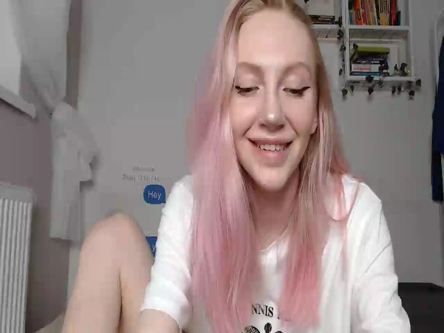 Live sex webcam photo for soo_emma #272556748