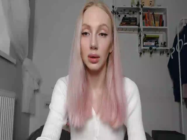 Live sex webcam photo for soo_emma #272657035