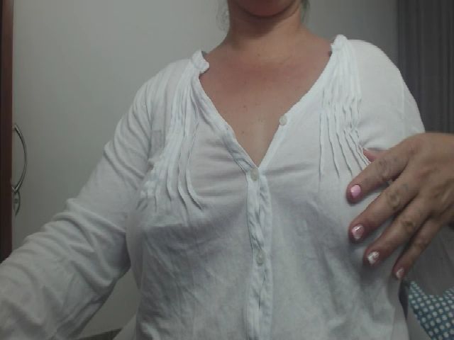 Live sex webcam photo for squirtx_hott #271903553