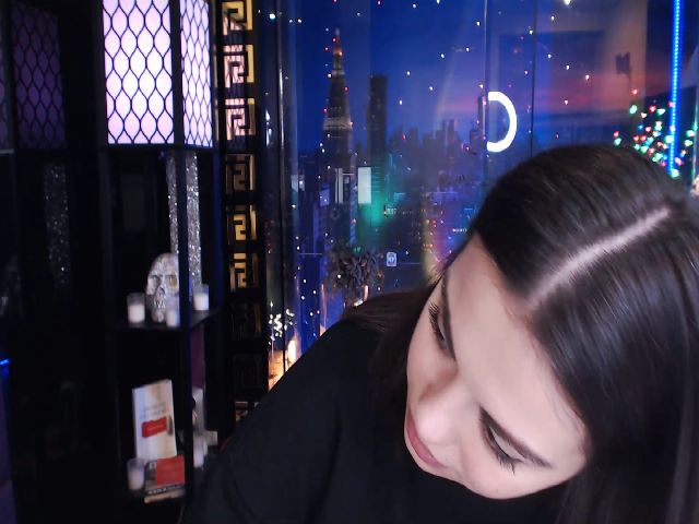 Live sex webcam photo for sunn_o #272421101