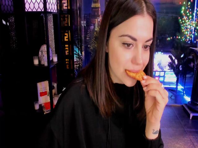 Live sex webcam photo for sunn_o #273021081