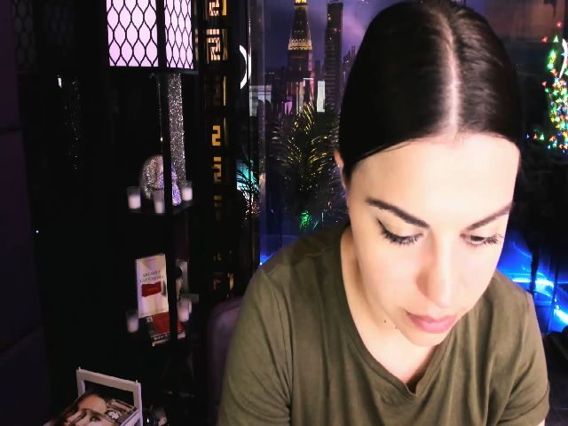 Live sex webcam photo for sunn_o #273660823