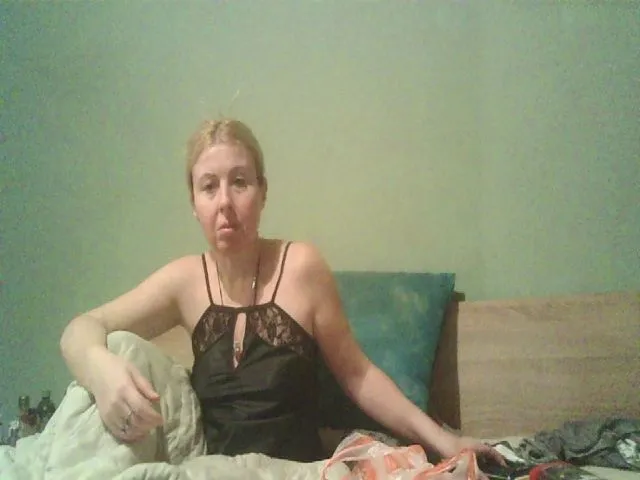 Live sex webcam photo for sunshine077 #272271486