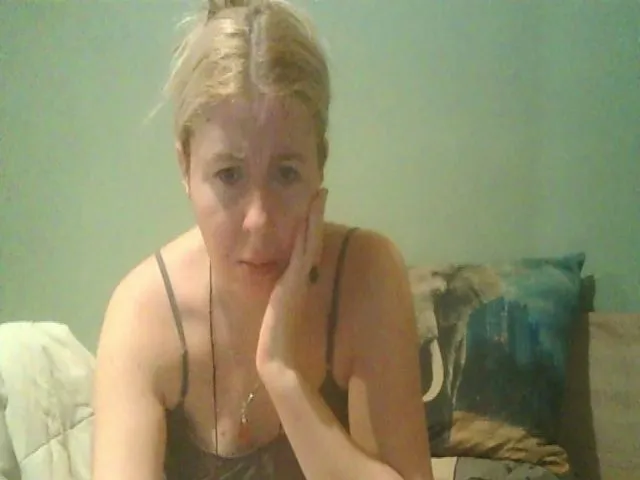 Live sex webcam photo for sunshine077 #272324279