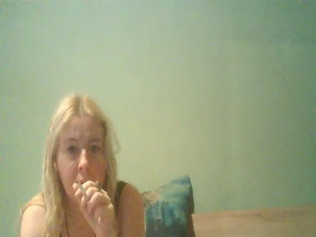 Live sex webcam photo for sunshine077 #272338837