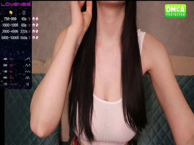 Live sex webcam photo for superNikol18 #272918513