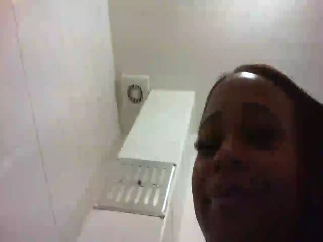 Live sex webcam photo for sweetceeceep #273441363