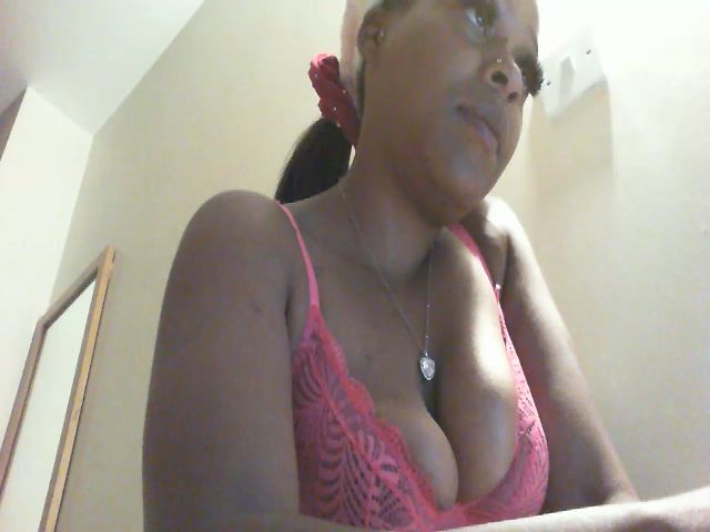 Live sex webcam photo for sweetceeceep #273510032