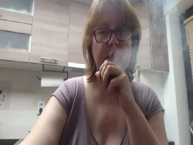 Live sex webcam photo for sweetredroseL #272072358