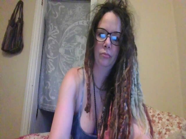 Live sex webcam photo for tiedyehippie #273276247