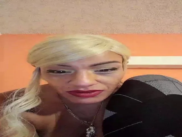 Live sex webcam photo for timeizdinero_ #274635752