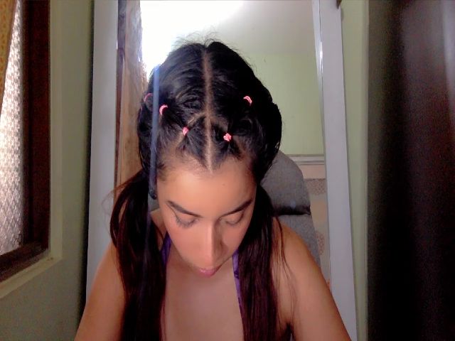 Live sex webcam photo for tinquerbell69 #271702318