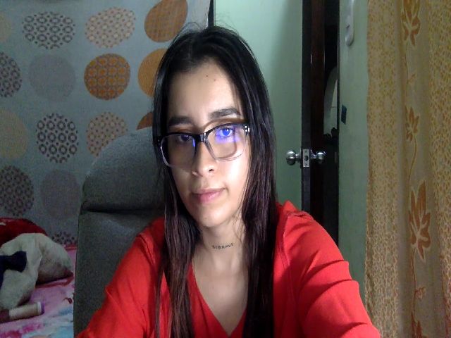 Live sex webcam photo for tinquerbell69 #271857144