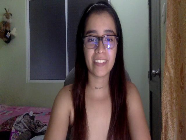 Live sex webcam photo for tinquerbell69 #271913091