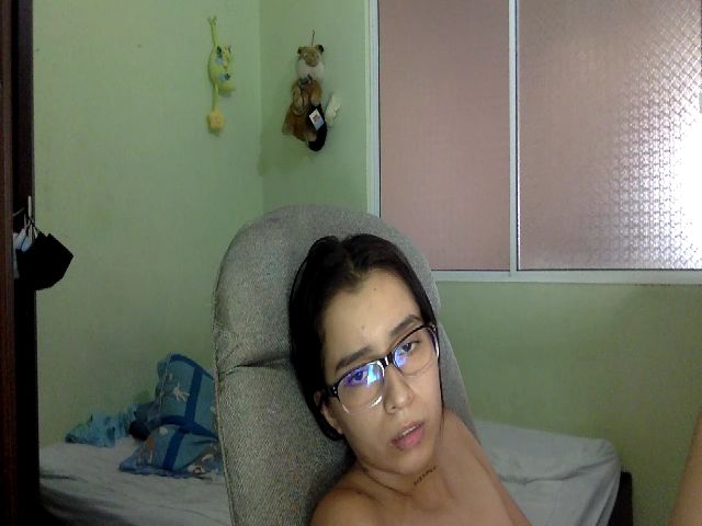 Live sex webcam photo for tinquerbell69 #272636276