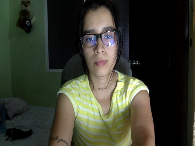 Live sex webcam photo for tinquerbell69 #272636533