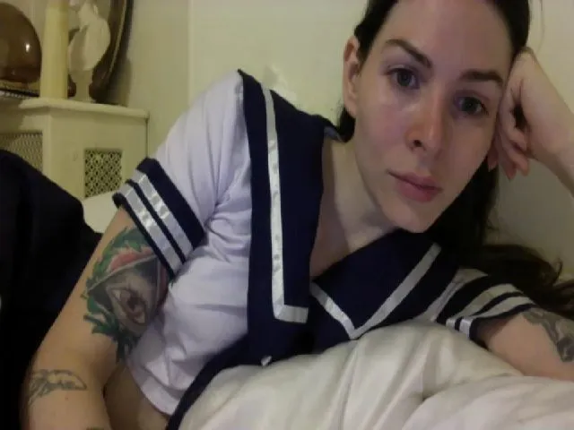 Live sex webcam photo for tonyclifton69 #273905217