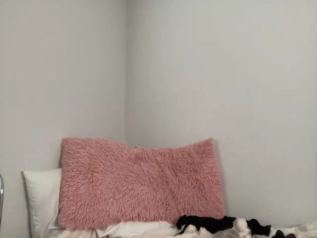 Live sex webcam photo for torireigns1 #274241893