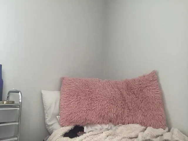 Live sex webcam photo for torireigns1 #274262086