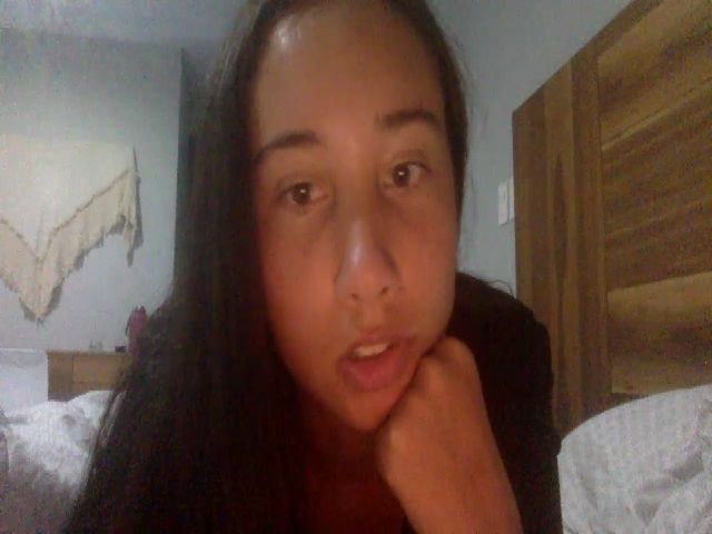 Live sex webcam photo for traphippy #272696500