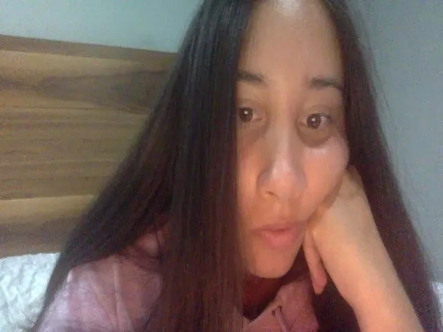 Live sex webcam photo for traphippy #272710494