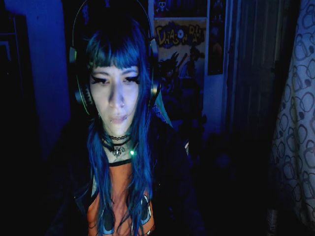 Live sex webcam photo for umaru_michae #271759630