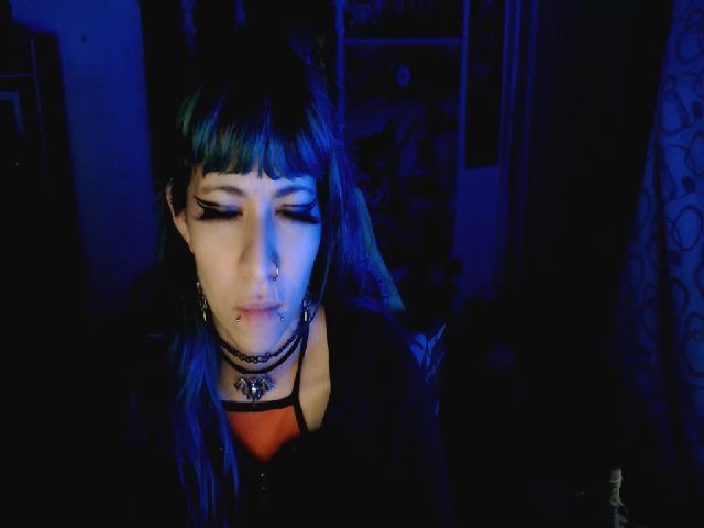 Live sex webcam photo for umaru_michae #271760554