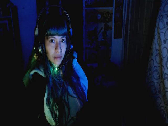 Live sex webcam photo for umaru_michae #271864196