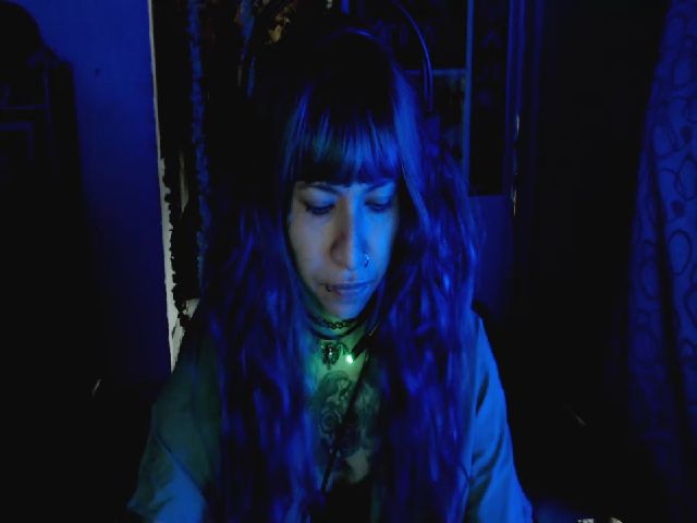 Live sex webcam photo for umaru_michae #271864357