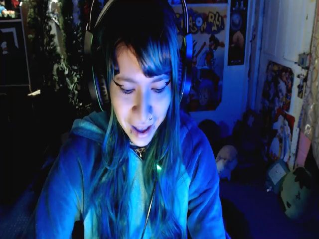 Live sex webcam photo for umaru_michae #272303128