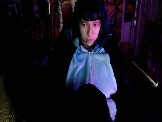 Live sex webcam photo for umaru_michae #272686437