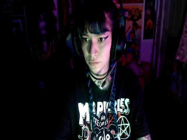 Live sex webcam photo for umaru_michae #272818331