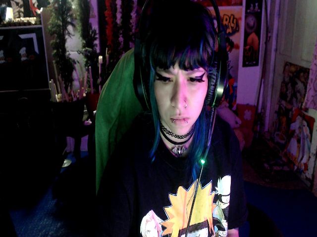 Live sex webcam photo for umaru_michae #272836617