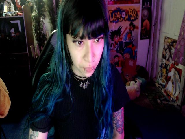 Live sex webcam photo for umaru_michae #273022488