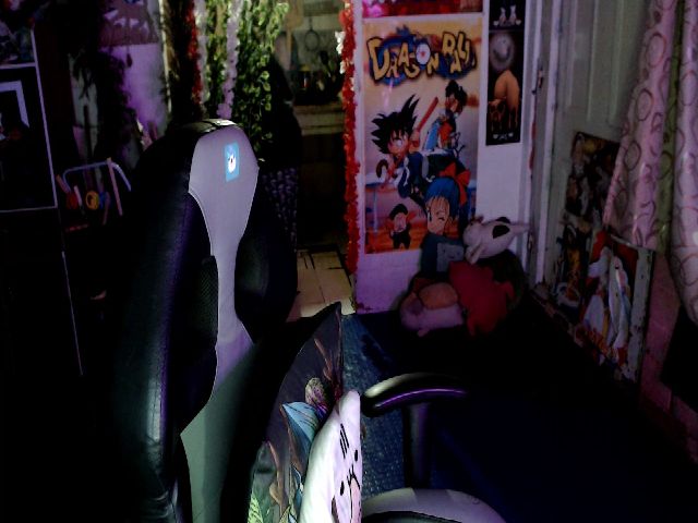 Live sex webcam photo for umaru_michae #273145854