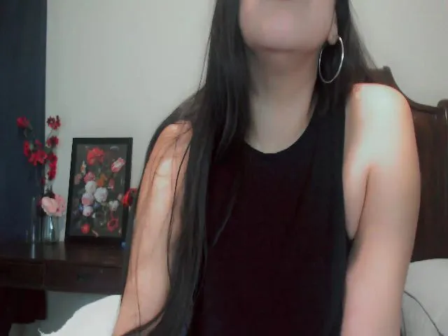 Live sex webcam photo for unknownuser05 #272454181